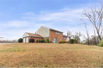 387 Ledford Circle, High Point, NC 27265 - Photo 27