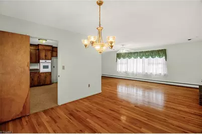 387 Ledford Circle, High Point, NC 27265 - Photo 9