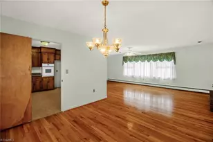 387 Ledford Cir, High Point, NC 27265 - Photo 9