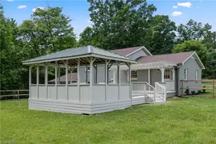 317 Benbow Dr, East Bend, NC 27018 - Photo 23