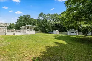 317 Benbow Dr, East Bend, NC 27018 - Photo 5