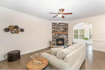 1601 Suzanne Lane, Lexington, NC 27295 - Photo 5