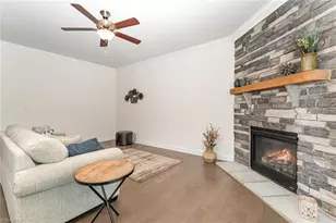 1601 Suzanne Ln, Lexington, NC 27295 - Photo 7