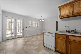 2310 Rothwood Acres Rd, Greensboro, NC 27406 - Photo 23