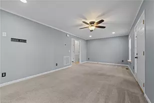 2310 Rothwood Acres Rd, Greensboro, NC 27406 - Photo 9