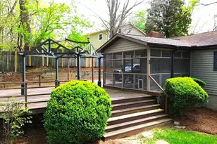 1524 Holly Cir, Wilkesboro, NC 28697 - Photo 3