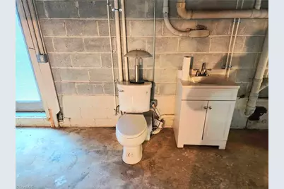 1524 Holly Circle, Wilkesboro, NC 28697 - Photo 27