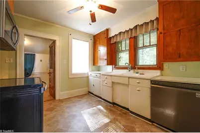 3321 Fore Place, Greensboro, NC 27406 - Photo 11