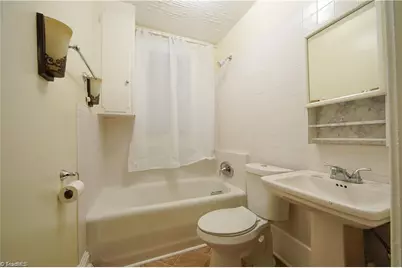 3321 Fore Place, Greensboro, NC 27406 - Photo 15