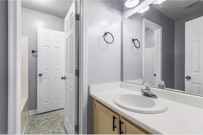 4201 Edith Lane #101, Greensboro, NC 27409 - Photo 23