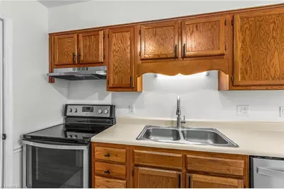 4201 Edith Lane #101, Greensboro, NC 27409 - Photo 17