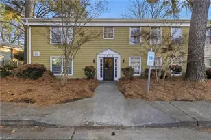 2810 Carriage Dr, Winston-Salem, NC 27106 - Photo 25
