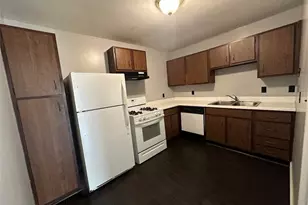 2810 Carriage Dr, Winston-Salem, NC 27106 - Photo 13