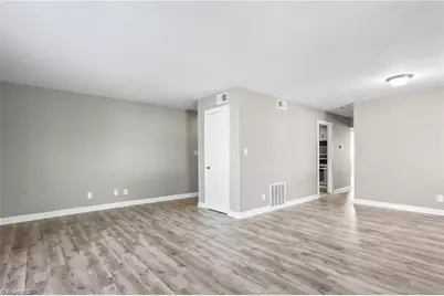 2810 Carriage Drive #D, Winston-Salem, NC 27106 - Photo 29