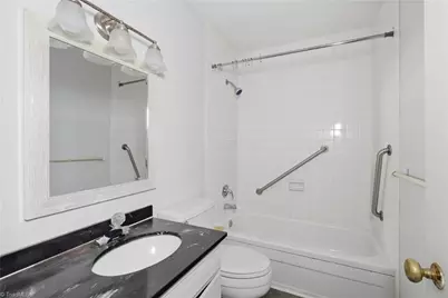 2810 Carriage Drive #D, Winston-Salem, NC 27106 - Photo 9