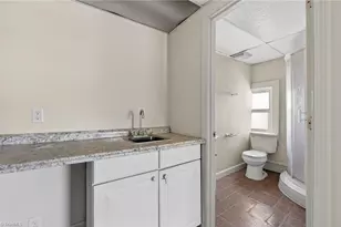 421 Vine St, Eden, NC 27288 - Photo 15