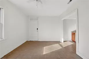 421 Vine St, Eden, NC 27288 - Photo 9