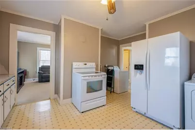 2660 W Pine Street, Mount Airy, NC 27030 - Photo 11