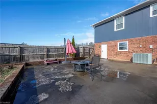 399 Comanche Dr, Advance, NC 27006 - Photo 11