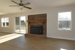 195 Georgia Ln, Winston-Salem, NC 27107 - Photo 5