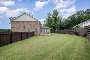 3082 Cascade Dr, Burlington, NC 27216 - Photo 39