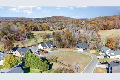 011 High Meadow Drive, Asheboro, NC 27205 - Photo 5
