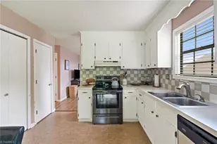 314 Westridge Dr, Yadkinville, NC 27055 - Photo 9