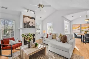 402 Shadybrook Rd, High Point, NC 27265 - Photo 9