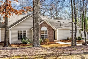 402 Shadybrook Rd, High Point, NC 27265 - Photo 3