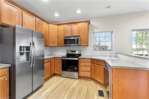 112 Glenwood Ln, King, NC 27021 - Photo 7