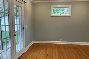 1313 Cardinal Pl, Greensboro, NC 27408 - Photo 11