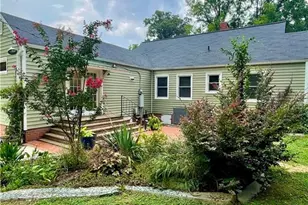 1313 Cardinal Pl, Greensboro, NC 27408 - Photo 13