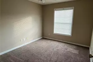 7135 Friendly Ave, Greensboro, NC 27410 - Photo 9