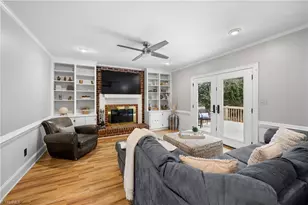 3800 W Friendly Ave, Greensboro, NC 27410 - Photo 11