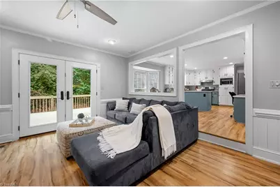 3800 W Friendly Avenue, Greensboro, NC 27410 - Photo 13