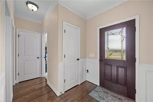 601 Grandview Dr, Graham, NC 27253 - Photo 3