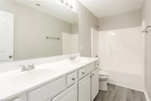 594 Jockey Pl, Whitsett, NC 27377 - Photo 9