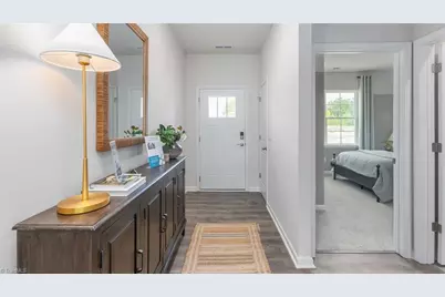 577 Forest Creek Drive, Winston-Salem, NC 27107 - Photo 5