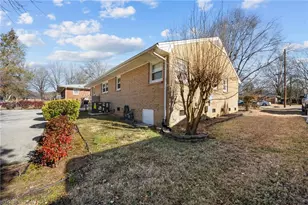 1518 Sherwood Dr, Burlington, NC 27215 - Photo 31