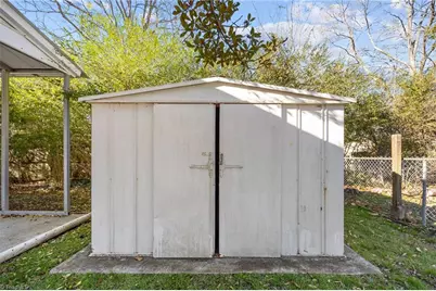 1518 Sherwood Drive, Burlington, NC 27215 - Photo 27