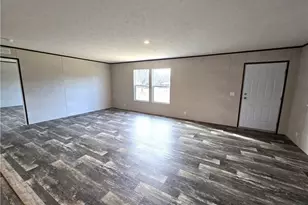 106 Lynnewood Dr, Mount Airy, NC 27030 - Photo 9