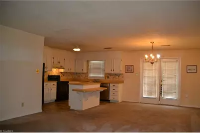 2400 Cottage Place, Greensboro, NC 27455 - Photo 3