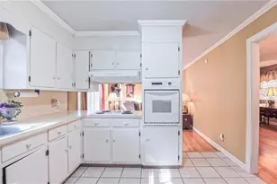 5509 Fallingbrooks Dr, Greensboro, NC 27407 - Photo 17