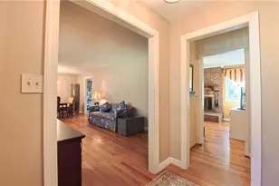 5509 Fallingbrooks Dr, Greensboro, NC 27407 - Photo 7