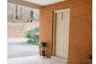 5509 Fallingbrooks Dr, Greensboro, NC 27407 - Photo 5