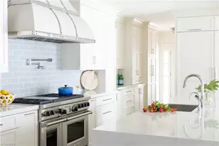 702 Woodland Dr, Greensboro, NC 27408 - Photo 5