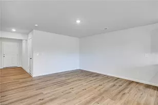 175 Plumtree Ct, King, NC 27021 - Photo 7