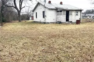 705 W Harrison St, Reidsville, NC 27320 - Photo 9