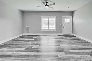 432 Kimrey St, Ramseur, NC 27316 - Photo 15