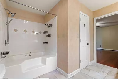 471 W Hunting Ridge Drive, Thomasville, NC 27360 - Photo 27